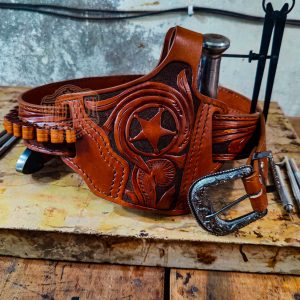 Texas BBQ Western Leather Gun Belt & Holster Rig &ndash; Hand-Carved Floral Cowboy Belt with Bullet Loops & Thumb Break