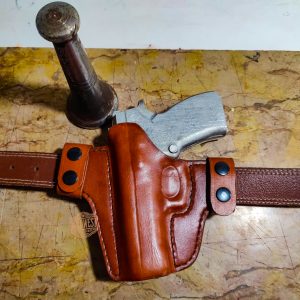 Pancake Style OWB Leather Holster &ndash; Premium Handmade Concealed Carry Holster with FBI Cant & Quick Release Snaps